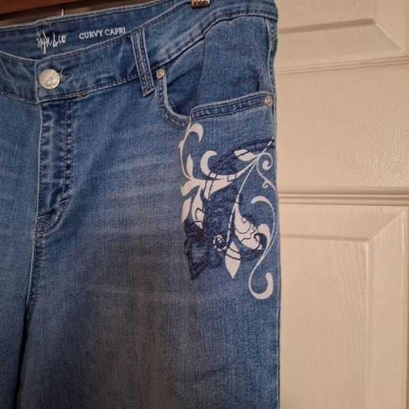 Style&Co graphic jeans size 14 - Picture 2 of 6